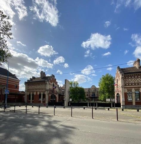 Krisko Parking Prive Et Clos Armentières Екстериор снимка